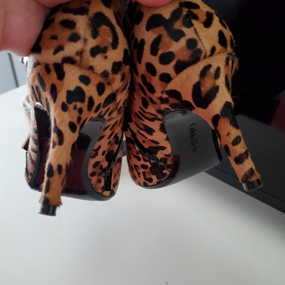 Calvin Klein Leopard Print Booties - Picture 5 of 6